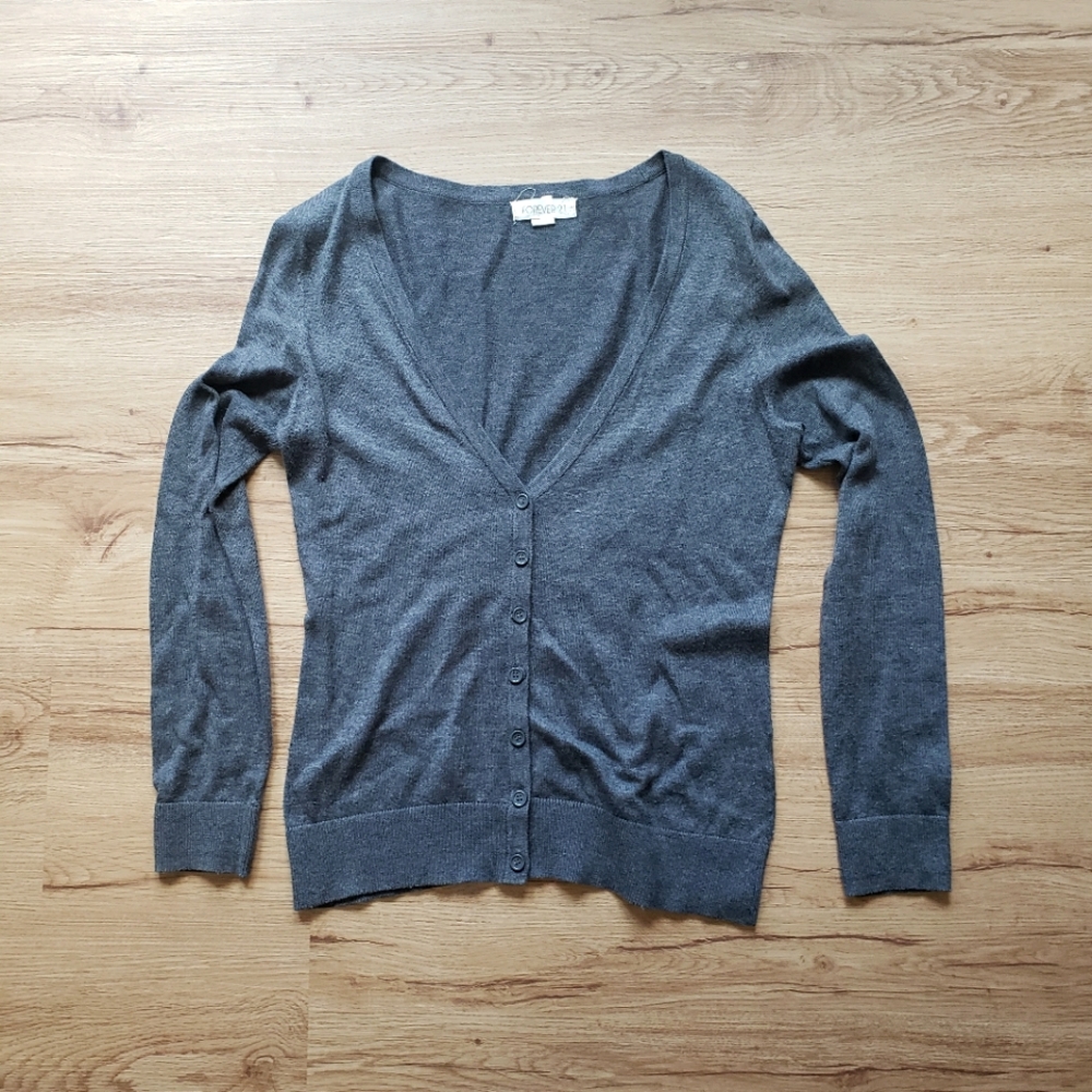 Forever 21 light gray cardigan size small